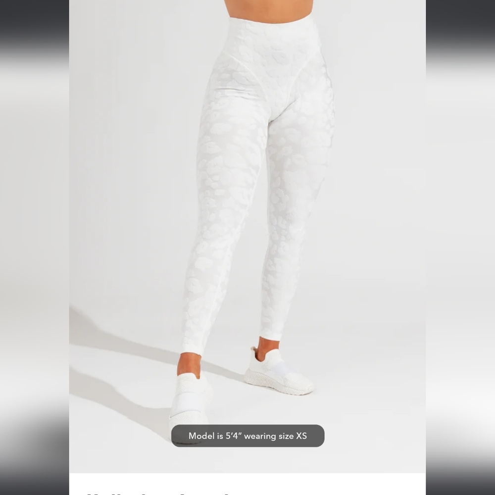 BuffBunny White High-Waist Leggings
